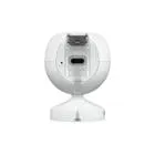 UVC-G4-INS - Plug-and-play wireless camera with 4MP resolution and wide-angle lens