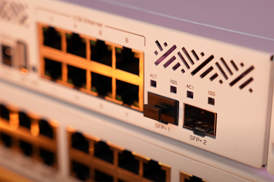 Ubiquiti, MikroTik, Teltonika, Delock, TP-Link, Deciso - 10 G