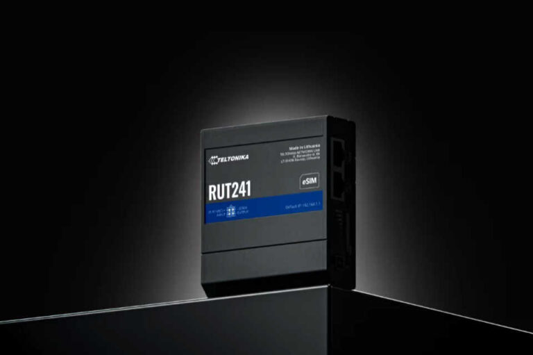 Teltonika RUT241 in practical use: Compact LTE router for industry and IoT